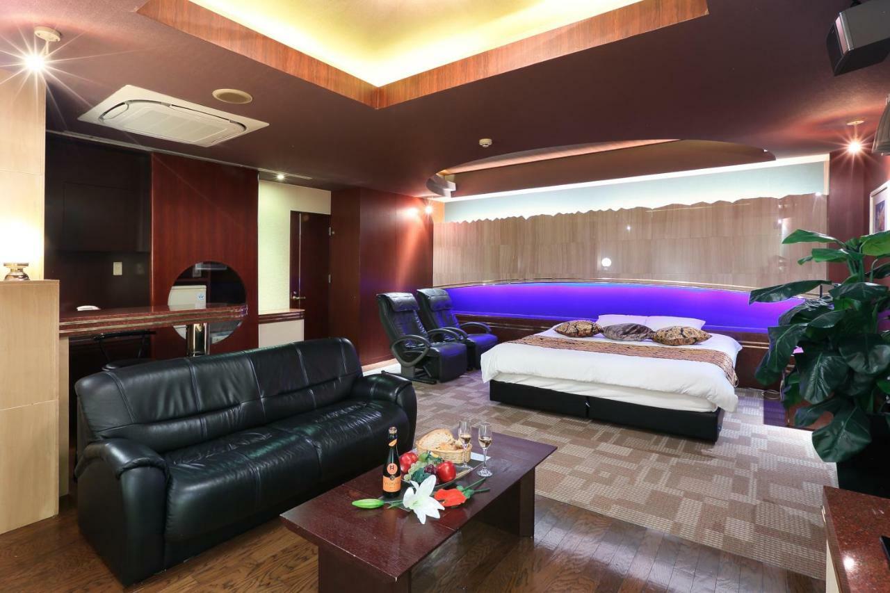 Hotel Espo Fukuoka  Exteriör bild